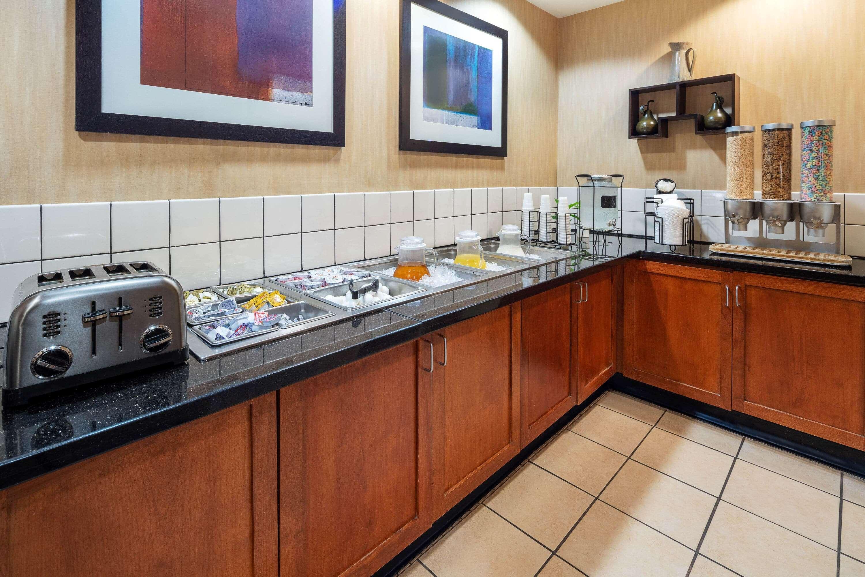 La Quinta By Wyndham Thousand Oaks-Newbury Park מראה חיצוני תמונה