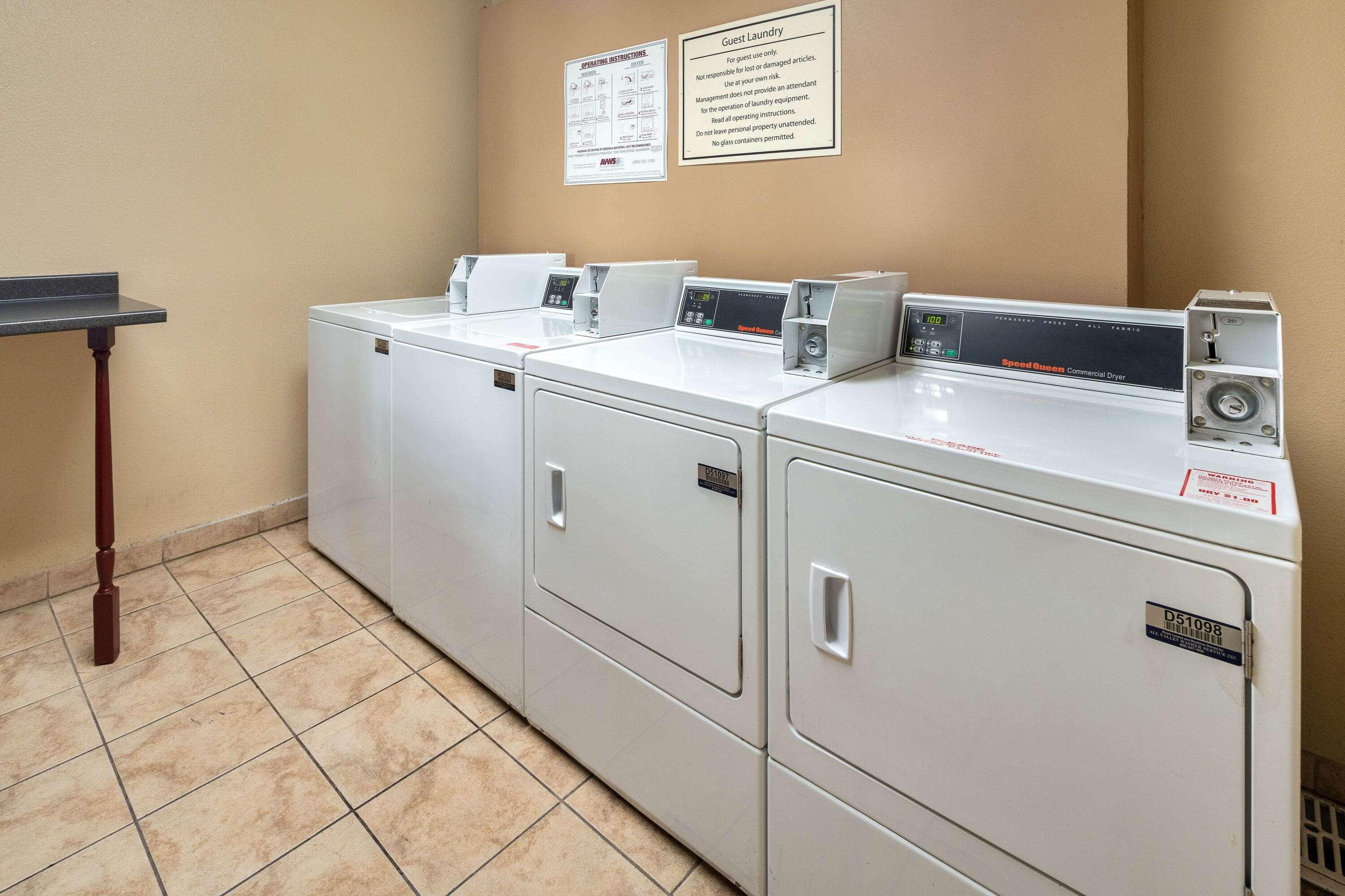 La Quinta By Wyndham Thousand Oaks-Newbury Park מראה חיצוני תמונה